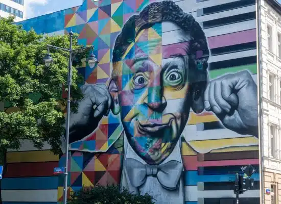 Planowanie wyjazdu klasowego – co warto wiedzieć przed wyjazdem do Łodzi